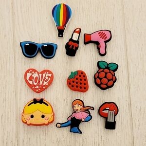 Croc set of 10 shoe charms